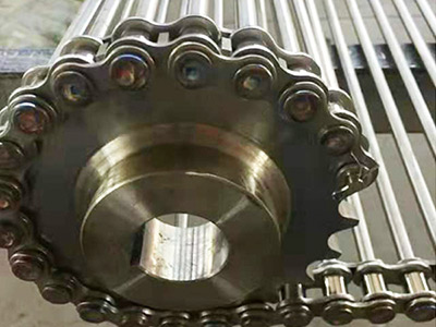  Sprocket for chain links