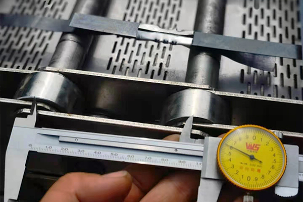 Plate Link Conveyor Belt