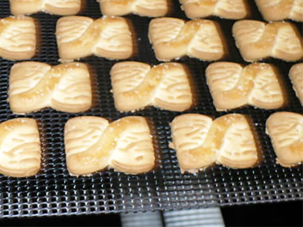 Application of Rolled Baking Band in biscuit industry