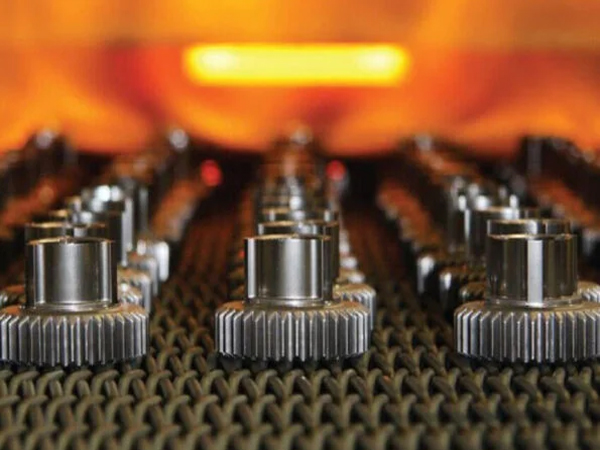Application of Compound Balanced Weave Belt in the Heat Treatment Industry