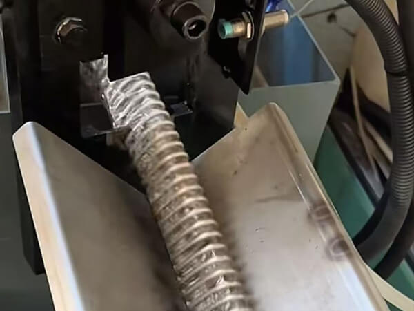 Can You Use a Magnet to Identify Stainless Steel Wire Mesh Conveyor Belts?